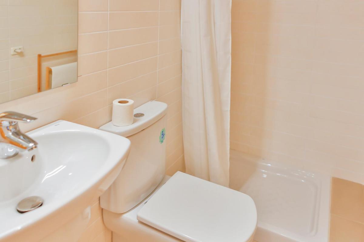 Apartaments Les Palmeres Комарруга Экстерьер фото