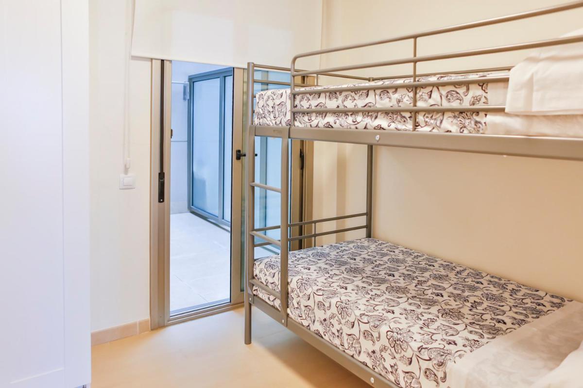 Apartaments Les Palmeres Комарруга Экстерьер фото