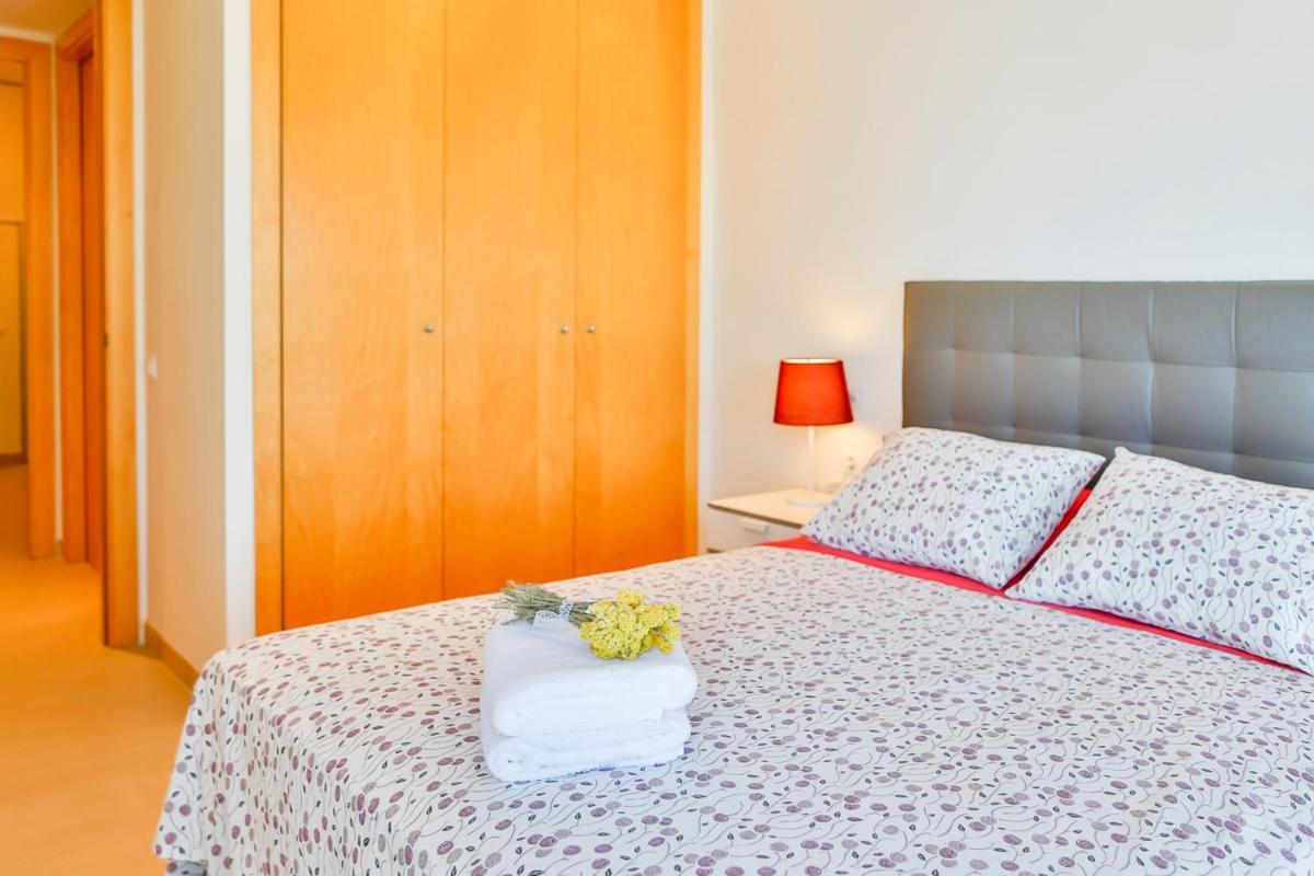Apartaments Les Palmeres Комарруга Экстерьер фото