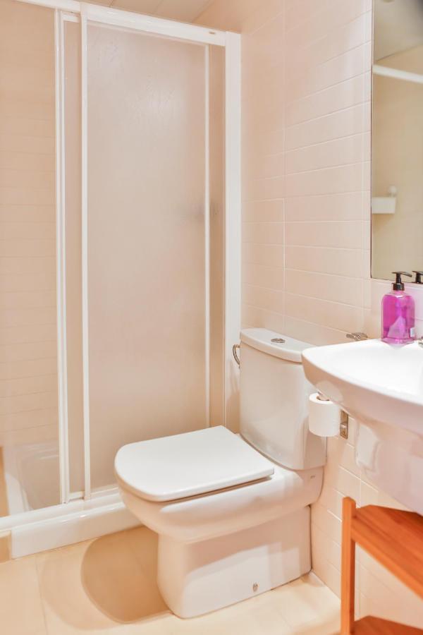 Apartaments Les Palmeres Комарруга Экстерьер фото