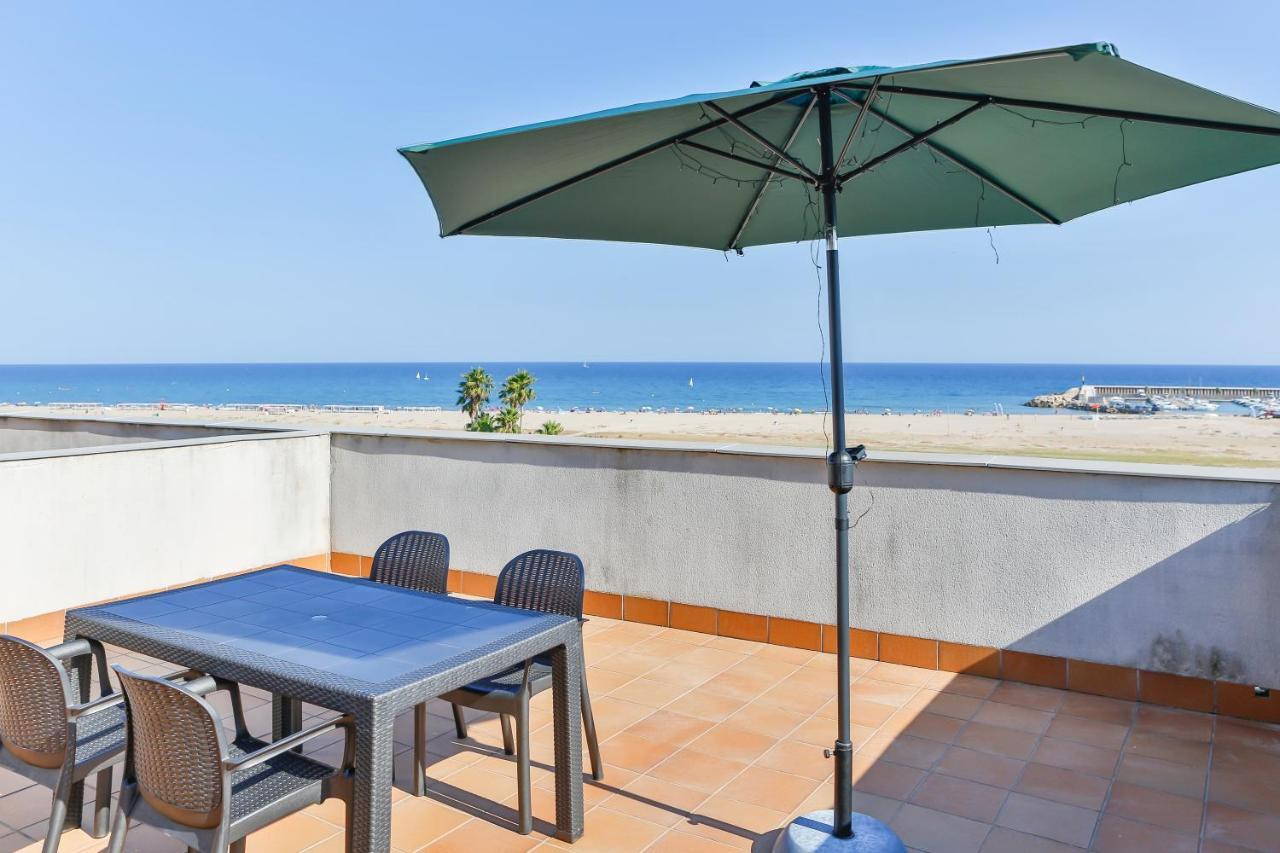 Apartaments Les Palmeres Комарруга Экстерьер фото