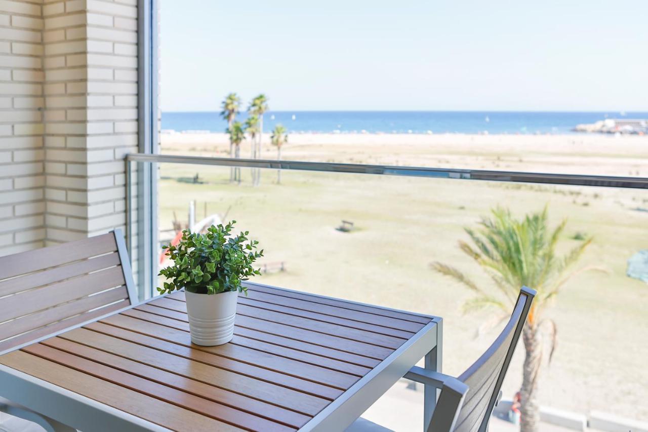 Apartaments Les Palmeres Комарруга Экстерьер фото