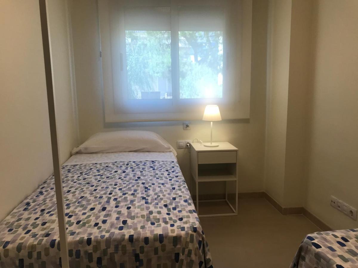 Apartaments Les Palmeres Комарруга Экстерьер фото