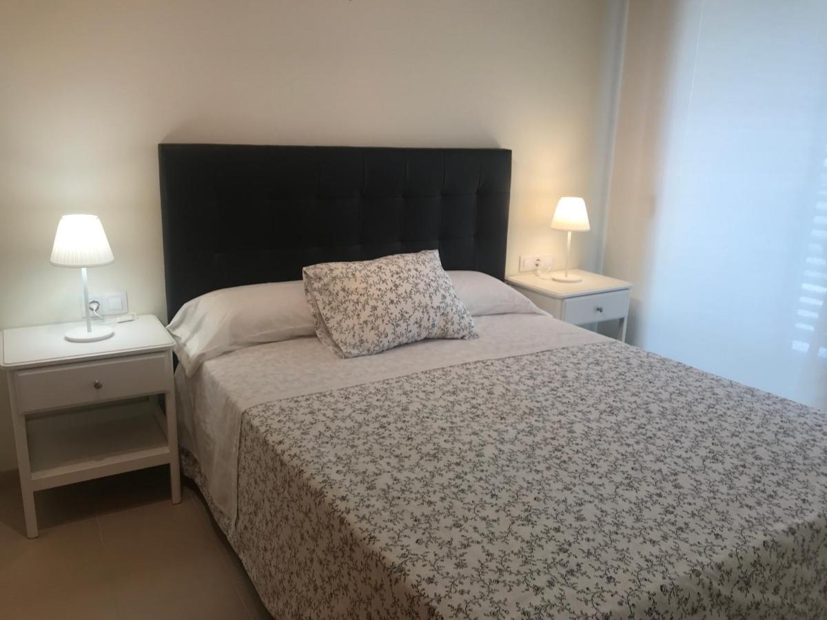 Apartaments Les Palmeres Комарруга Экстерьер фото