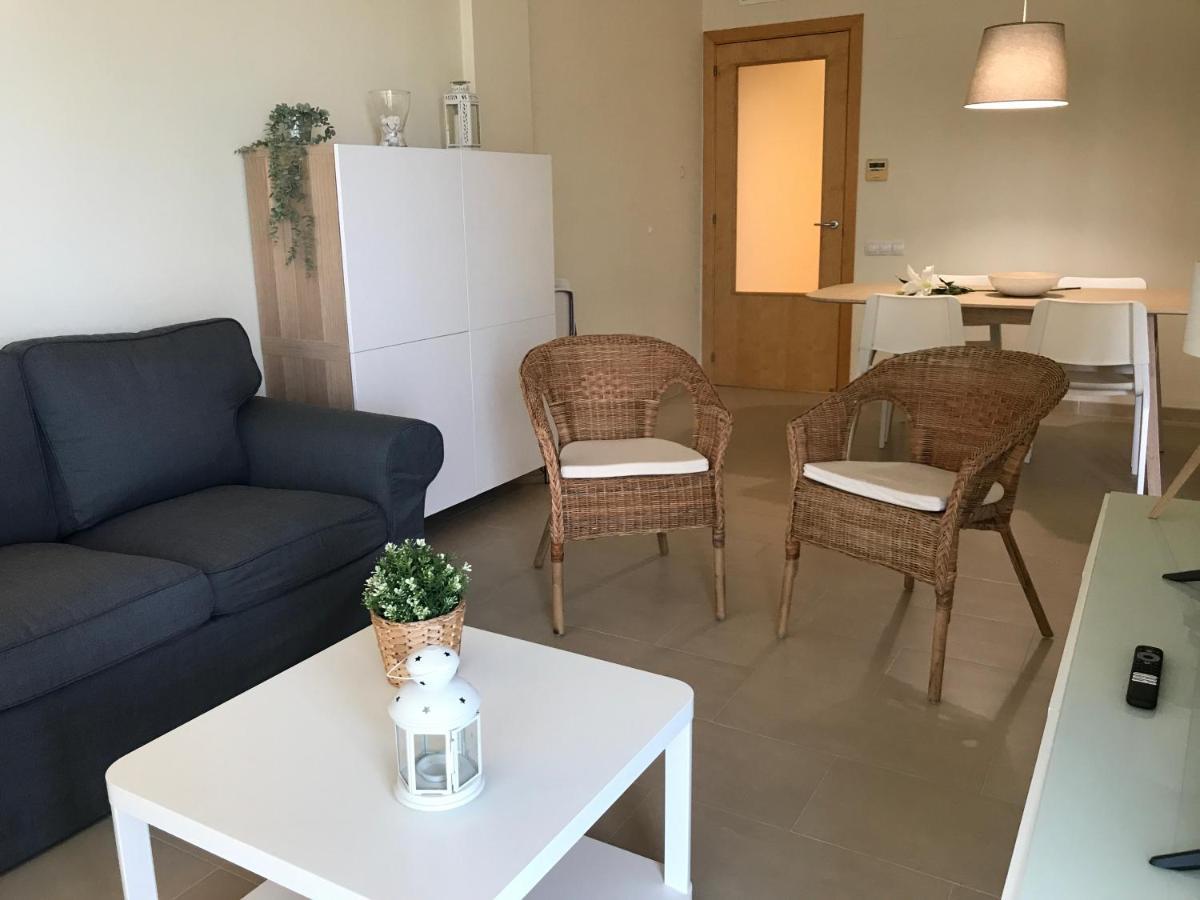 Apartaments Les Palmeres Комарруга Экстерьер фото