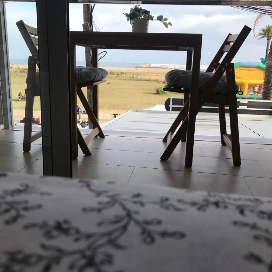 Apartaments Les Palmeres Комарруга Экстерьер фото